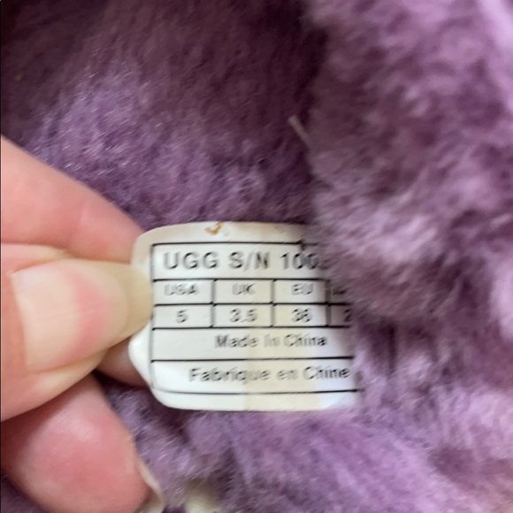 EEUC ladies size 5 UGG slipper flip flop - Picture 3 of 4